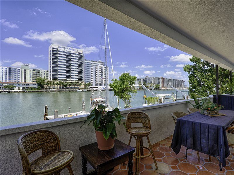 North Bay Village Miami Whitehouse Apartments מראה חיצוני תמונה